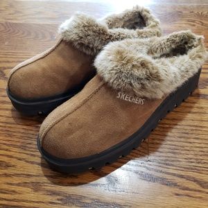 skechers fortress clog slipper
